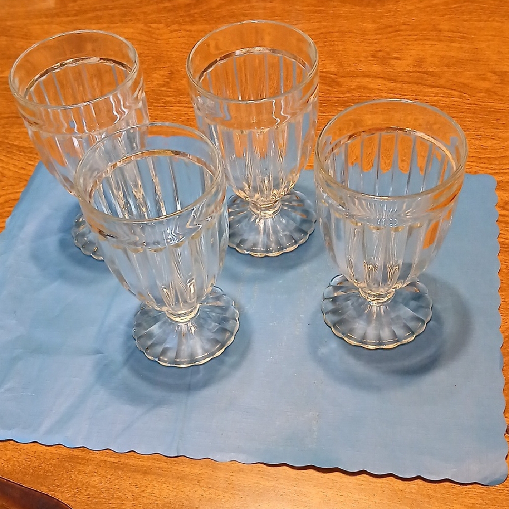 Elegant Vintage Clear Ribbed Glass Goblets Set Ice Cream / Pudding